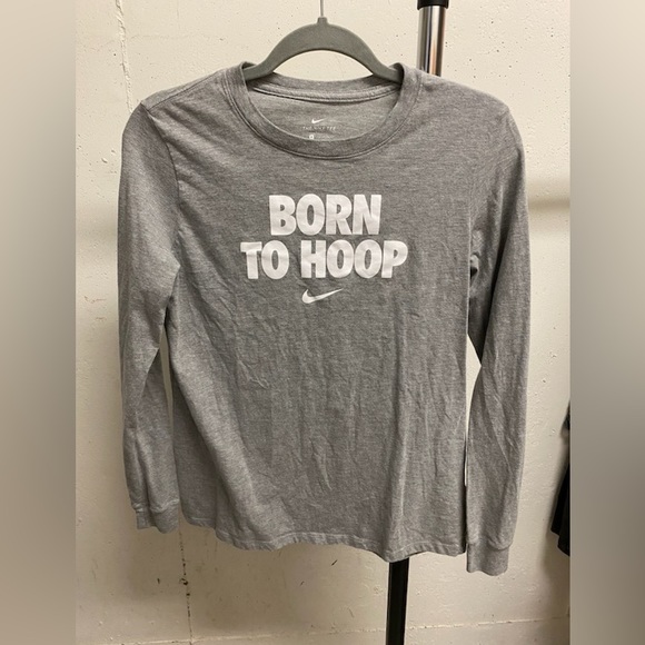 nike born to hoop shirt